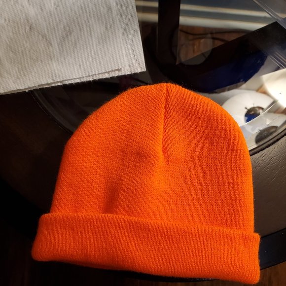 Beanie - Picture 1 of 2